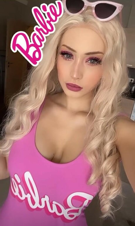 Athena Cosplay ポルノスター セックス 写真