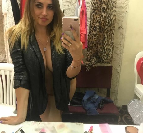 Belen Francese ヌード女優 ギャラリー