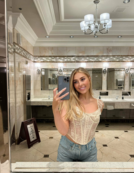 自然なお尻OnlyFans アダルト 画像