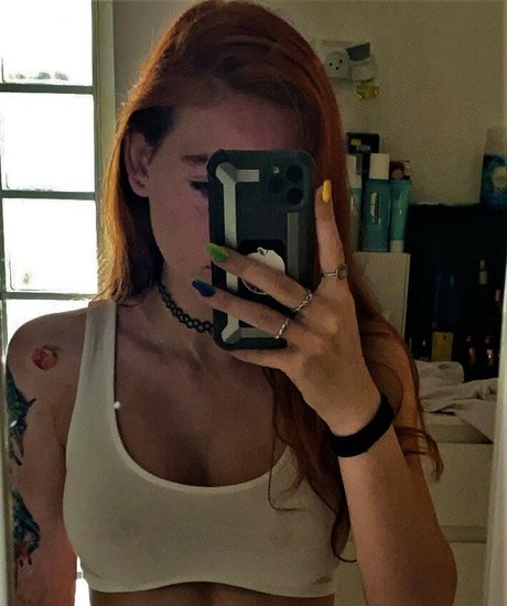 双子のOnlyFans セクシーヌード 写真