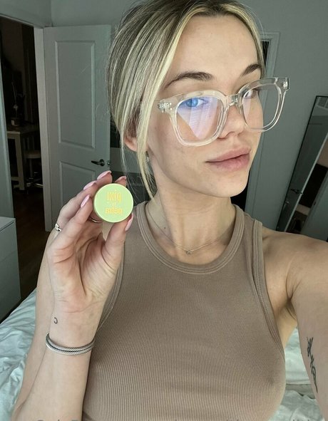 makeupwithmeredithh ポルノスター セックス 写真