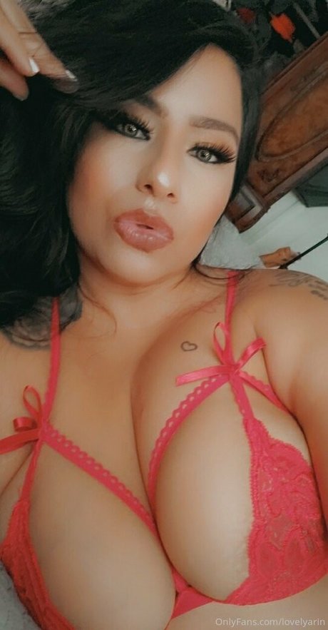 lovelyarin ポルノスター ヌード アーカイブ