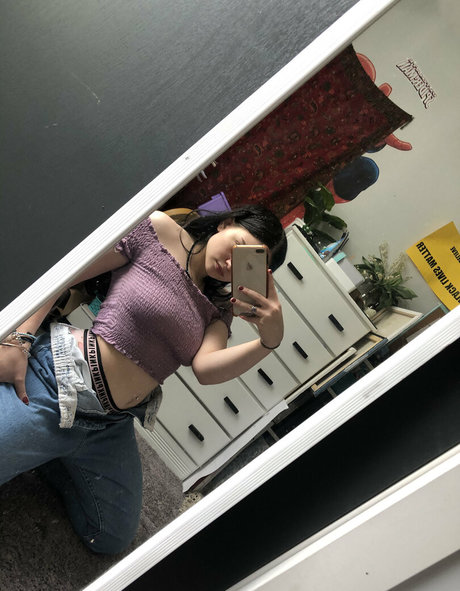 cherryjuic ポルノスター HD 写真