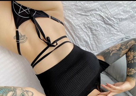 Jessyasuan 最高の女優 写真