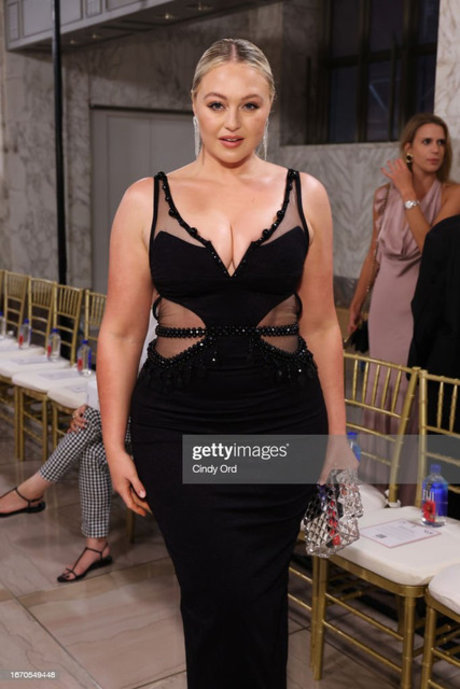 黒檀の白いチンポOnlyFans xxx 画像