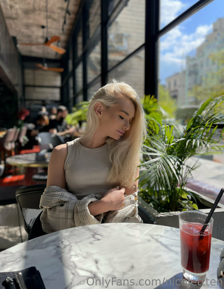 アジア人のセックステープ OnlyFans ポルノグラフィック 写真