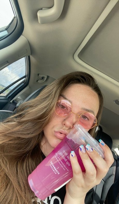 goalgoddess ポルノスター 裸 写真