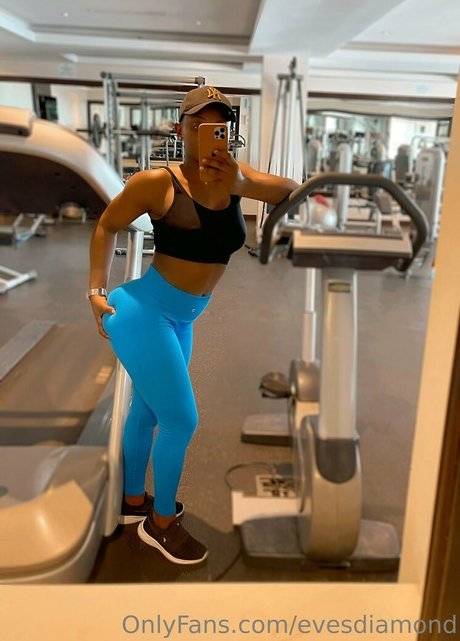 evesdiamond ポルノスター ヌード 写真