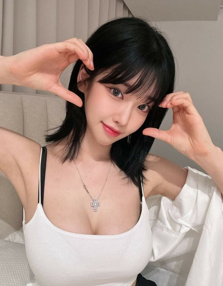 Se Yeon ホット女優 画像