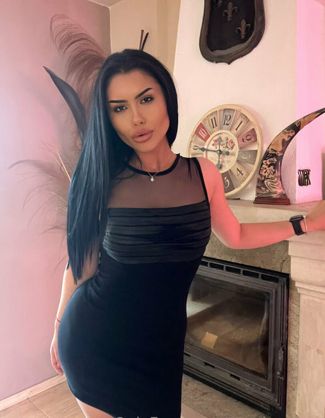 veraivanova 女優 写真