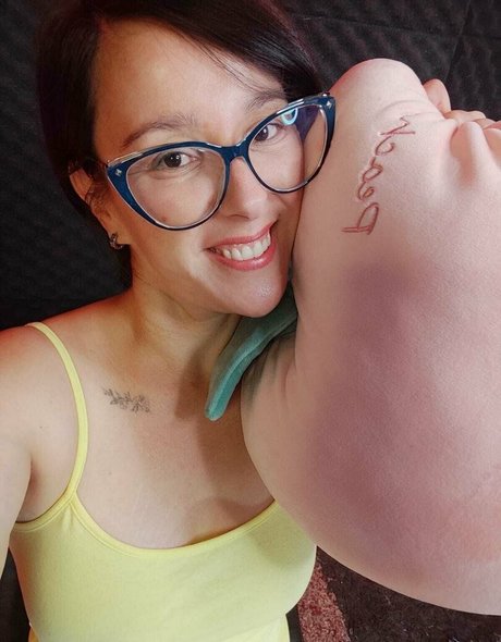 プリンセスアジアンOnlyFans パーフェクト 写真