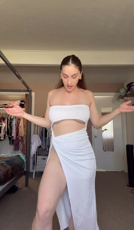 Teriana Jacobs 高品質モデル ギャラリー