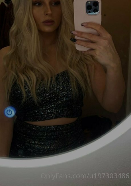 maddybaby94 profile image