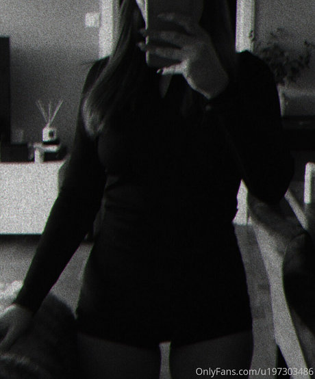 maddybaby94 セックスポルノスター 画像