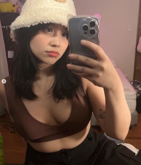 sadparu 裸のスター 写真