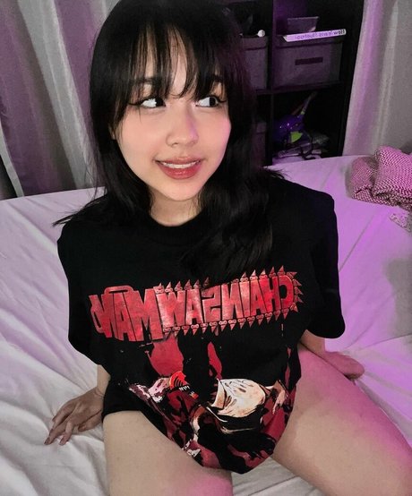 sadparu エロティックなポルノスター 写真