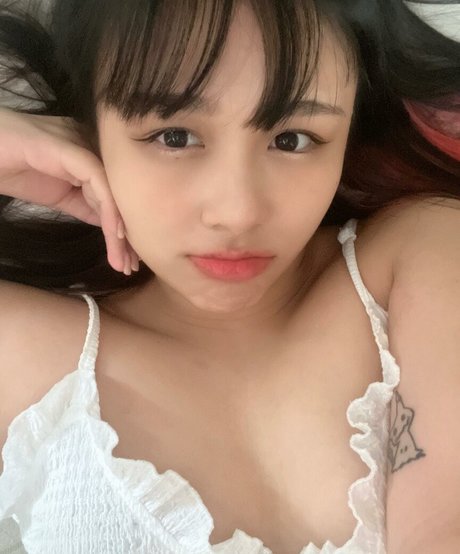 sadparu ポルノモデル 写真