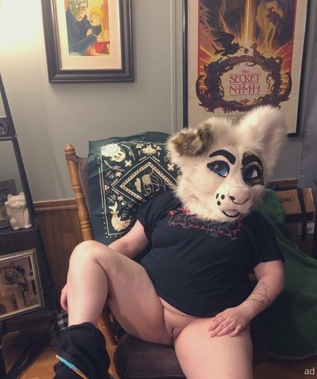 女装オンリーファン アート裸 写真