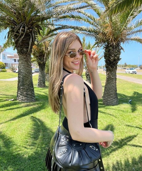 シーメールランジェリーOnlyFans セックス 画像