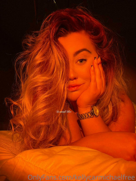 kellycarmichaelfree 無料モデル 画像