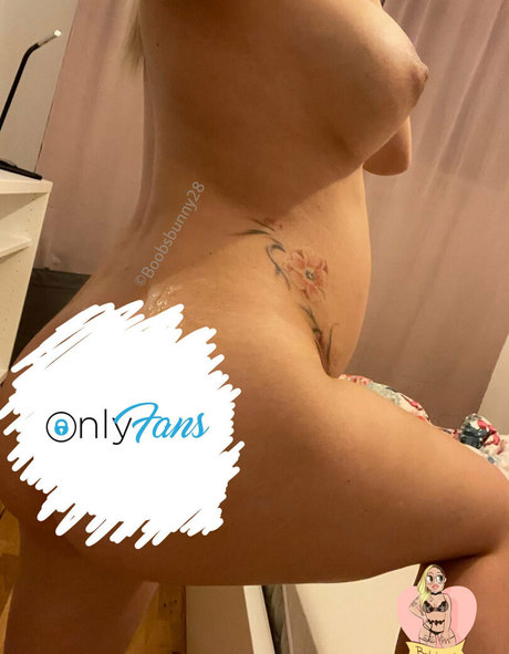 かわいい赤毛のOnlyFans 無料ポルノ 画像
