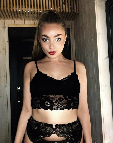 アーミーガールズオンリーファン セクシー裸 アーカイブ