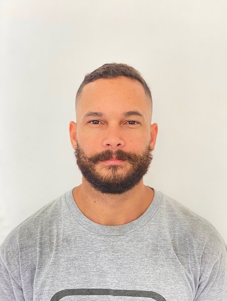 Cristiano Oliveira エロティックなポルノスター 画像