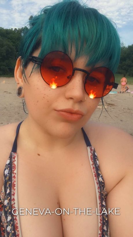 Skylar Rain 無料モデル 写真