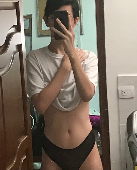 Jos Daniel Cossio A_ かわいいモデル 写真