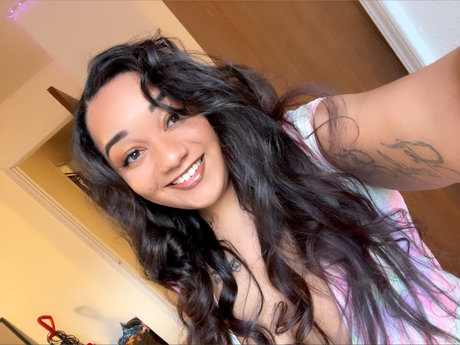 LadyNay FREE 無料モデル 写真