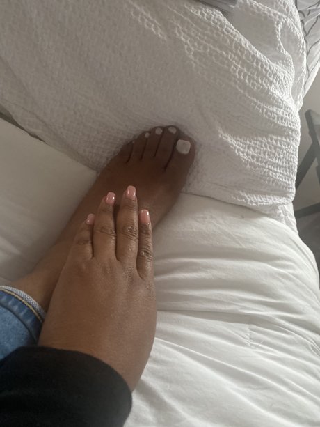 サッカーママOnlyFans アートポルノ 画像