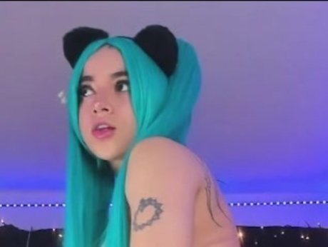 Valentina Milan 完璧なポルノスター ギャラリー