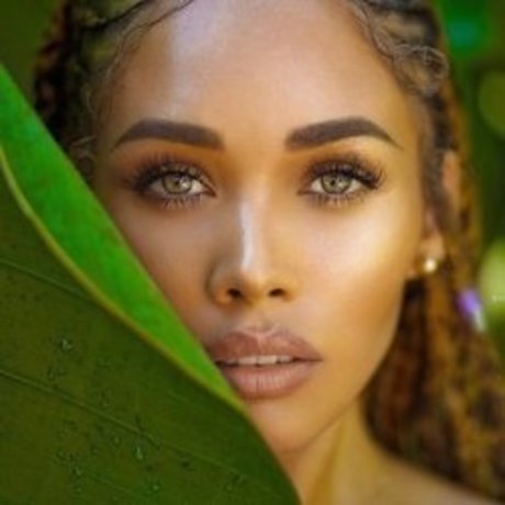 Kreesha Turner セクシーなスター 写真