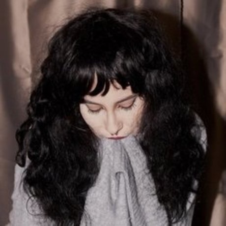 Melania Piplop 高品質モデル 写真