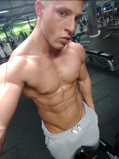 変態エボニーOnlyFans ポルノ 写真