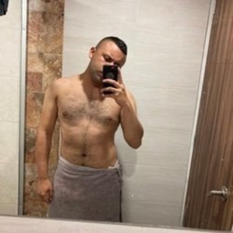 Juan Guzman ポルノモデル 写真