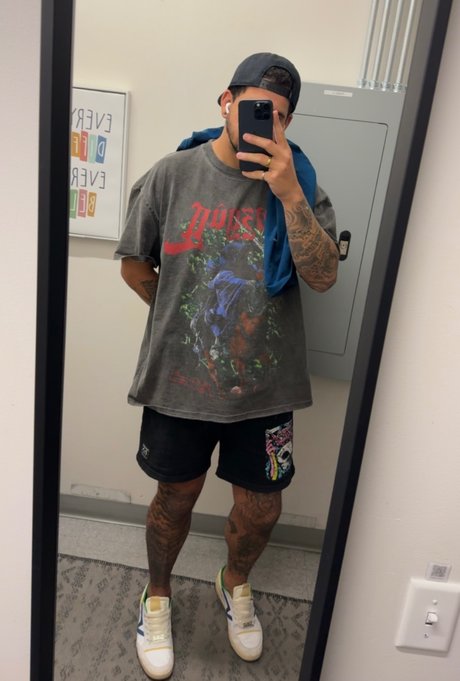 Good vibes_ 美しいモデル 写真