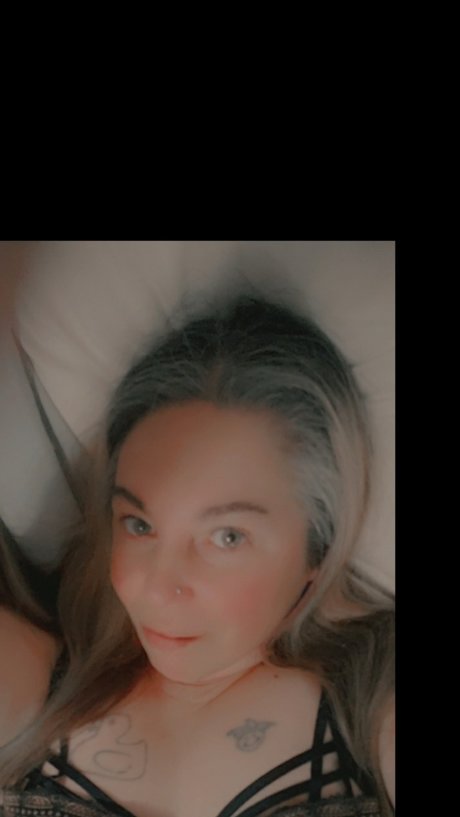 sassyone73 スター ヌード アーカイブ