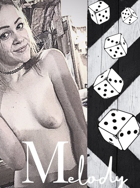 Melody Thompson_ 無料モデル 写真