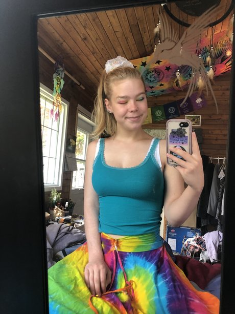 Charlotte Aria 最高のモデル 写真