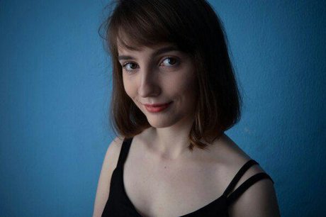 18 アジア人 OnlyFans セクシー 写真