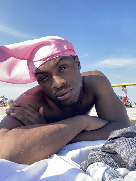 SEXY LIPS ヌードモデル 写真