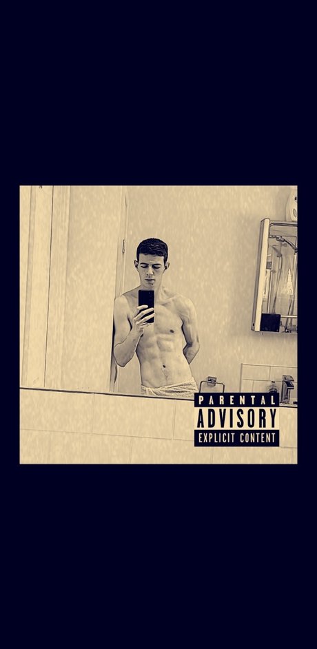 ぽっちゃりブロンドOnlyFans 可愛い 写真