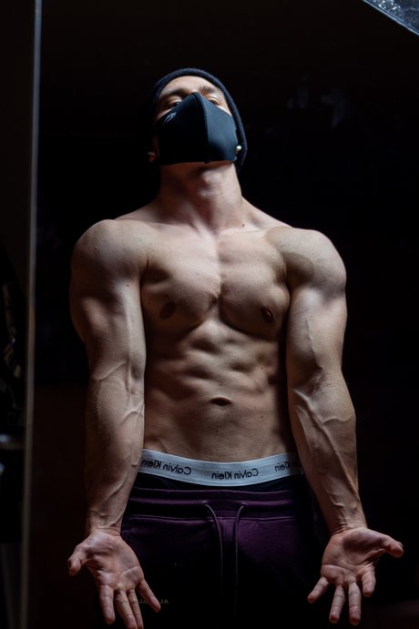 VibezzSlow ポルノスター アート 写真