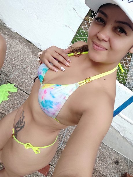 Jennymedina アダルトスター 写真