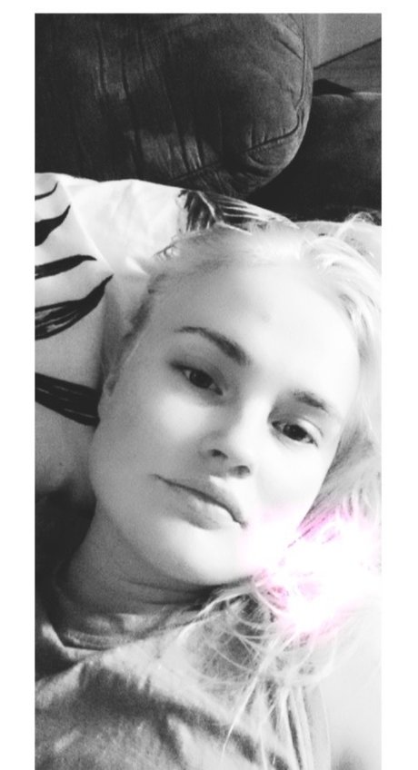 Lagertha ヌードモデル 画像