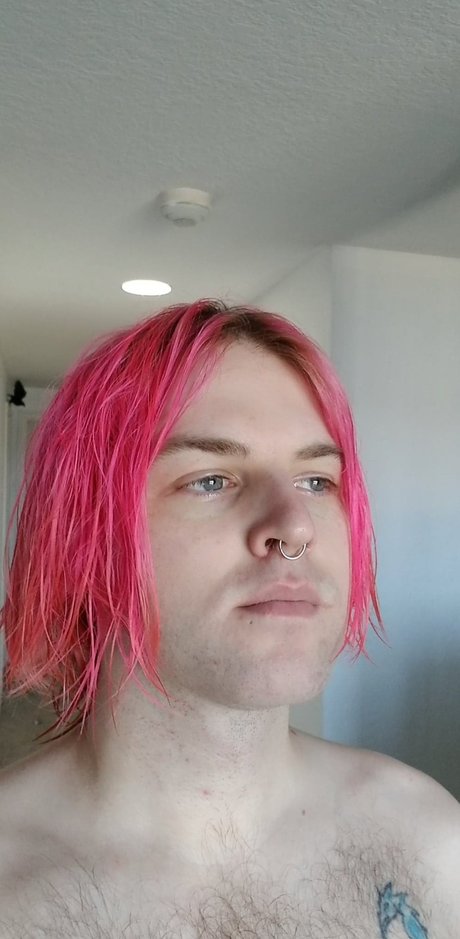 Vuk Conner ホットモデル 画像