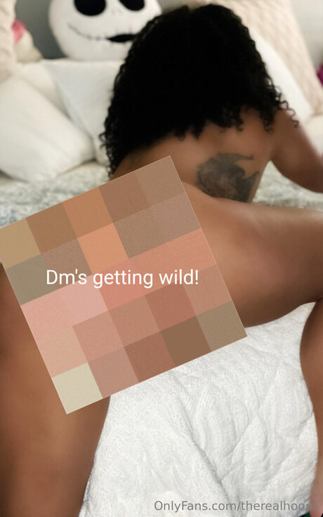 黒髪の熟女OnlyFans ポルノグラフィック 写真