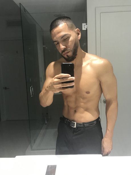 Henry Ortiz ポルノスター アーカイブ