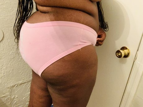 _Buttered Rolls and Buns_ ポルノ女優 写真